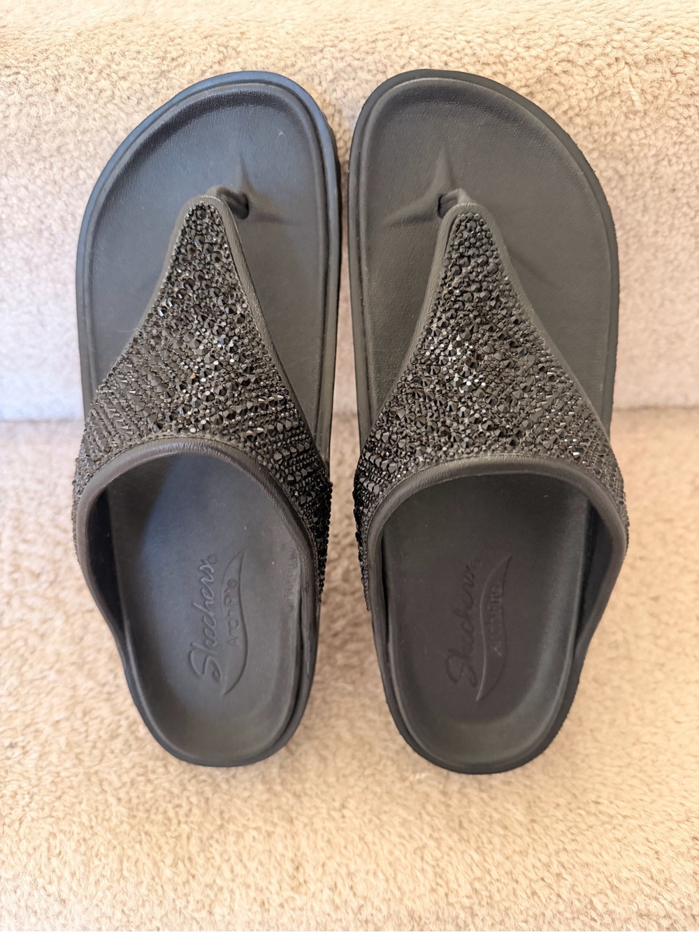 Skechers Black Sparkle Toe-Post Sandals for Women